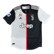 Giorgio Chiellini 3 Juventus Match Issue / Worn Home Shirt 2019-20