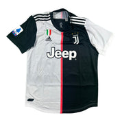 Giorgio Chiellini 3 Juventus Match Issue / Worn Home Shirt 2019-20