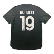 Leonardo Bonucci 19 Juventus Signed Match Issue / Worn Away Shirt 2021-22